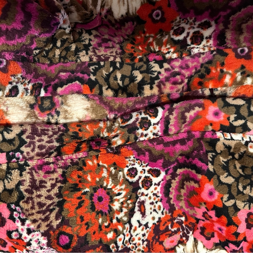Vera Bradley Multicolor Patterned Bathrobe - Picture 3 of 4